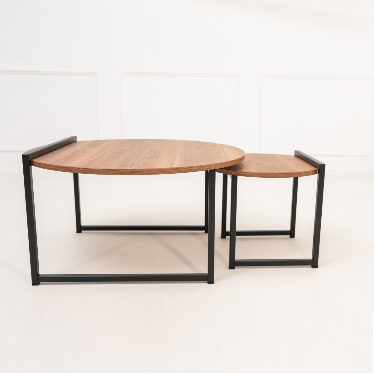 Ниска масичка за мека мебел Feliks ф770 мм